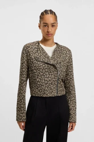 Kurze Bikerjacke mit Leoparden-Jacquard