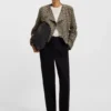 Kurze Bikerjacke mit Leoparden-Jacquard