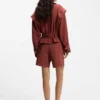 Kurze Trenchcoat-Jacke mit Gürtel
