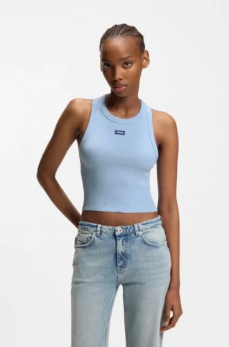 Kurzes Oberteil aus Stretch-Baumwolle mit blauem Logo-Label