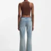 Kurzes Oberteil aus Stretch-Baumwolle mit blauem Logo-Label
