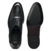 Leder-Oxford-Schuhe mit perforierten Details