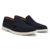 Loafer aus Wildleder mit geprägtem Logo Loafer aus Wildleder mit geprägtem Logo