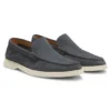Loafer aus Wildleder mit geprägtem Logo