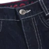 Locker sitzende Kinderjeans aus blau gewaschenem Denim Locker sitzende Kinderjeans aus blau gewaschenem Denim