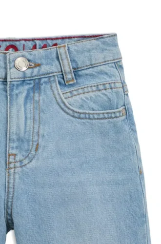 Locker sitzende Kinderjeans aus blauem Denim