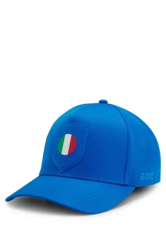 Logo-Cap aus glänzendem Twill mit Abzeichen in Nationalfarben