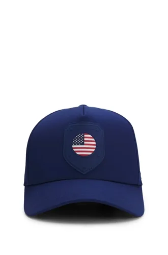Logo-Cap aus glänzendem Twill mit Abzeichen in Nationalfarben