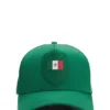 Logo-Cap aus glänzendem Twill mit Abzeichen in Nationalfarben Logo-Cap aus glänzendem Twill mit Abzeichen in Nationalfarben