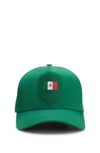 Logo-Cap aus glänzendem Twill mit Abzeichen in Nationalfarben