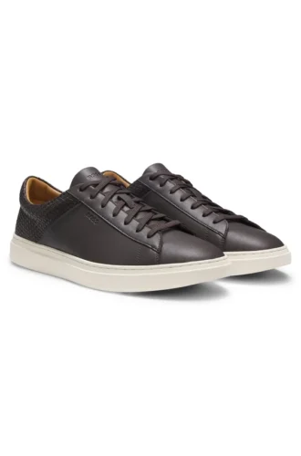 Low-Top-Sneaker mit gewebten und genarbten Effekten