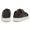 Low-Top-Sneaker mit gewebten und genarbten Effekten