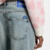 Meerblaue, locker sitzende Jeans aus festem Denim