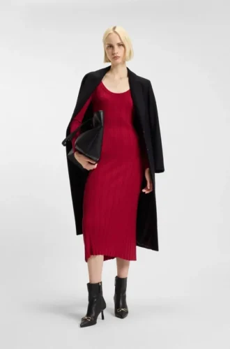 Midikleid mit unregelmäßiger Rippstruktur