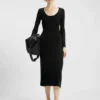 Midikleid mit unregelmäßiger Rippstruktur