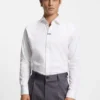 Modern geschnittenes Hemd aus Stretch-Baumwolle Modern geschnittenes Hemd aus Stretch-Baumwolle