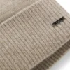 Mütze mit Logo-Plakette aus Kaschmir Mütze mit Logo-Plakette aus Kaschmir