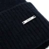 Mütze mit Logo-Plakette aus Kaschmir Mütze mit Logo-Plakette aus Kaschmir