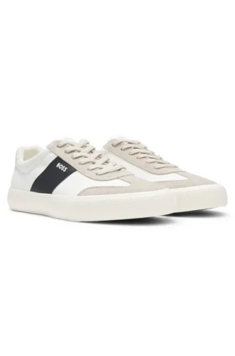 Niedrige Sneaker mit Wildlederbesatz