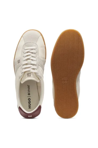 Niedrige Sneaker mit Wildlederbesatz