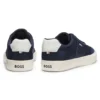 Niedrige Sneaker mit Wildlederbesatz