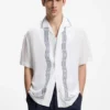 Oversize-Hemd mit Print und Camp-Kragen Oversize-Hemd mit Print und Camp-Kragen
