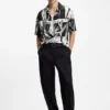Oversize-Hemd mit Print und Camp-Kragen Oversize-Hemd mit Print und Camp-Kragen