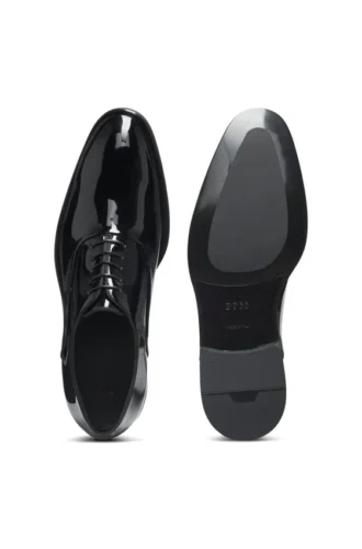 Oxford-Schuhe aus Lackleder