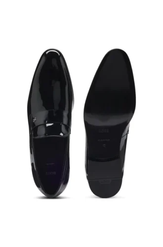 Penny-Loafer aus lackiertem Kunstleder