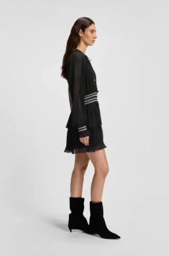 Plisseekleid mit gesmoktem Bund