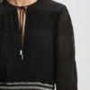 Plisseekleid mit gesmoktem Bund