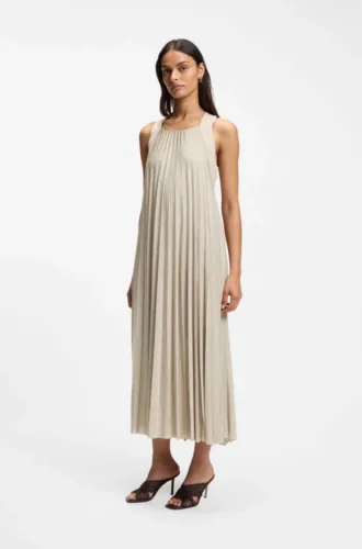 Plisseekleid mit Neckholder
