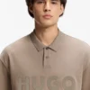 Polohemd in Oversize-Passform aus Baumwolle mit farblich abgestimmtem Logo Polohemd in Oversize-Passform aus Baumwolle mit farblich abgestimmtem Logo