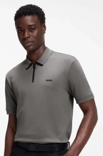 Polohemd mit Kontrastlogo aus Baumwollpiqué