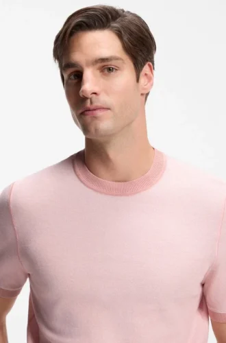 Pullover mit horizontalen Streifen aus einer Baumwollmischung