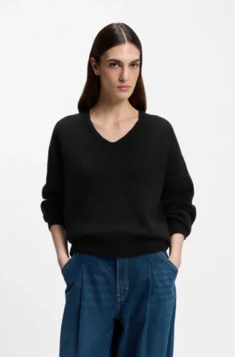 Pullover mit V-Ausschnitt aus italienischem Garn