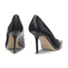 Pumps aus poliertem Leder mit spitzer Zehenpartie