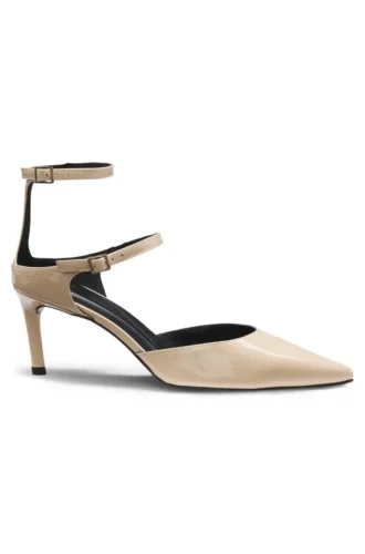 Pumps mit Riemchen aus Lackleder