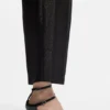 Pumps mit Riemchen aus Lackleder
