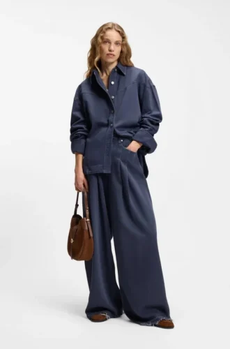 Rauchblaue Bluse in Oversize-Passform aus festem Denim