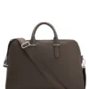 Reisetasche aus genarbtem Leder mit geprägtem Logo