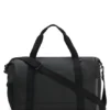 Reisetasche aus Kunstleder mit reflektierenden Details