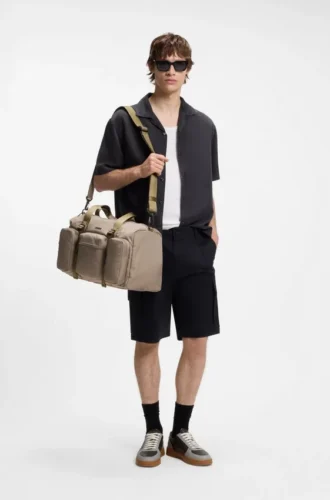 Reisetasche mit Silikon-Logo