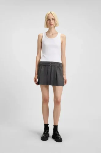 Ärmelloses Kleid mit Faltenrock