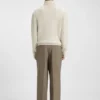Rollkragen-Pullover aus Schurwolle mit Fischgrätenmuster