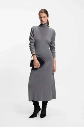 Rollkragen-Pullover-Kleid aus Schurwolle