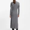 Rollkragen-Pullover-Kleid aus Schurwolle