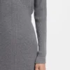 Rollkragen-Pullover-Kleid aus Schurwolle