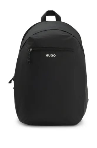 Rucksack mit kontrastierendem Logo