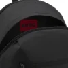 Rucksack mit kontrastierendem Logo